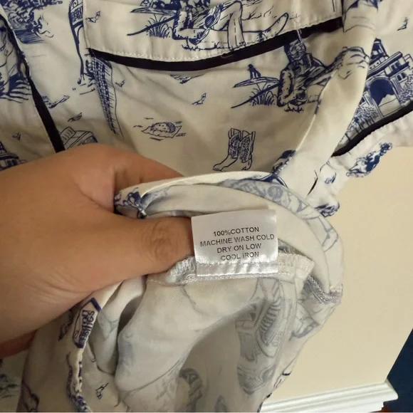 Blue Katie Kime XS Austin Texas Print Toile Short Sleeve 100% Cotton Pajama Top - Picture 7 of 7
